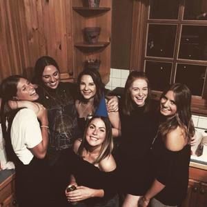 Meet your Posher, Emma